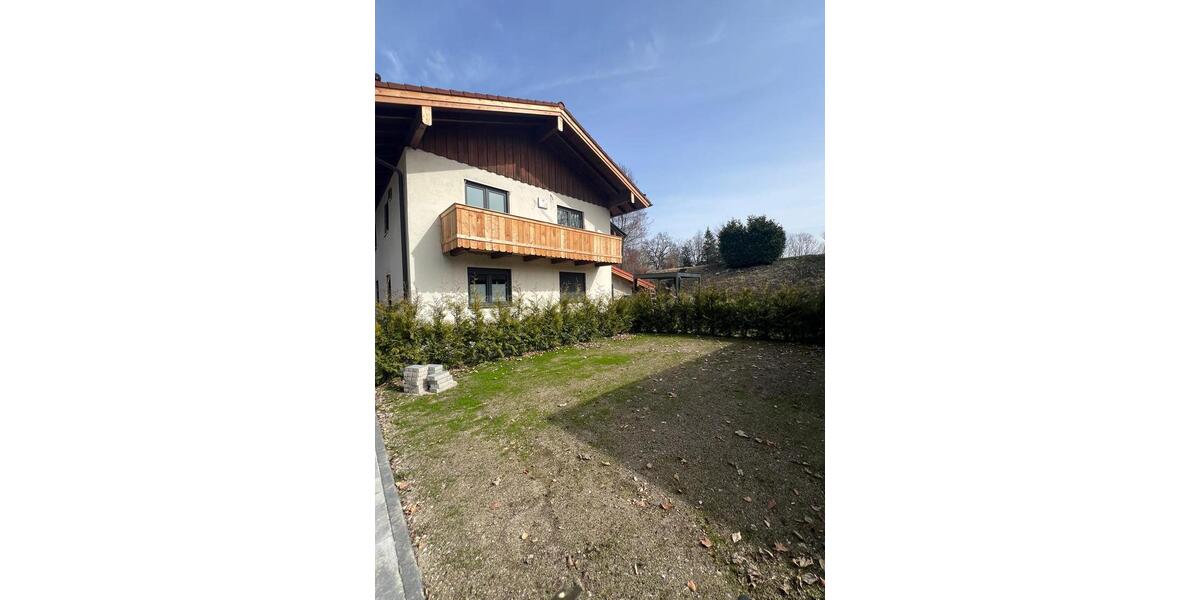 Etagenwohnung Freilassing - 4 Zimmer, 90 m&sup2;, 1.480&euro; | Angebot:25973540