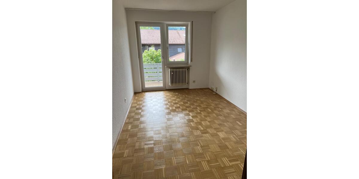 Doppelhaushälfte Bergen - 6 Zimmer, 165 m&sup2;, 1.850&euro; | Angebot:26599249