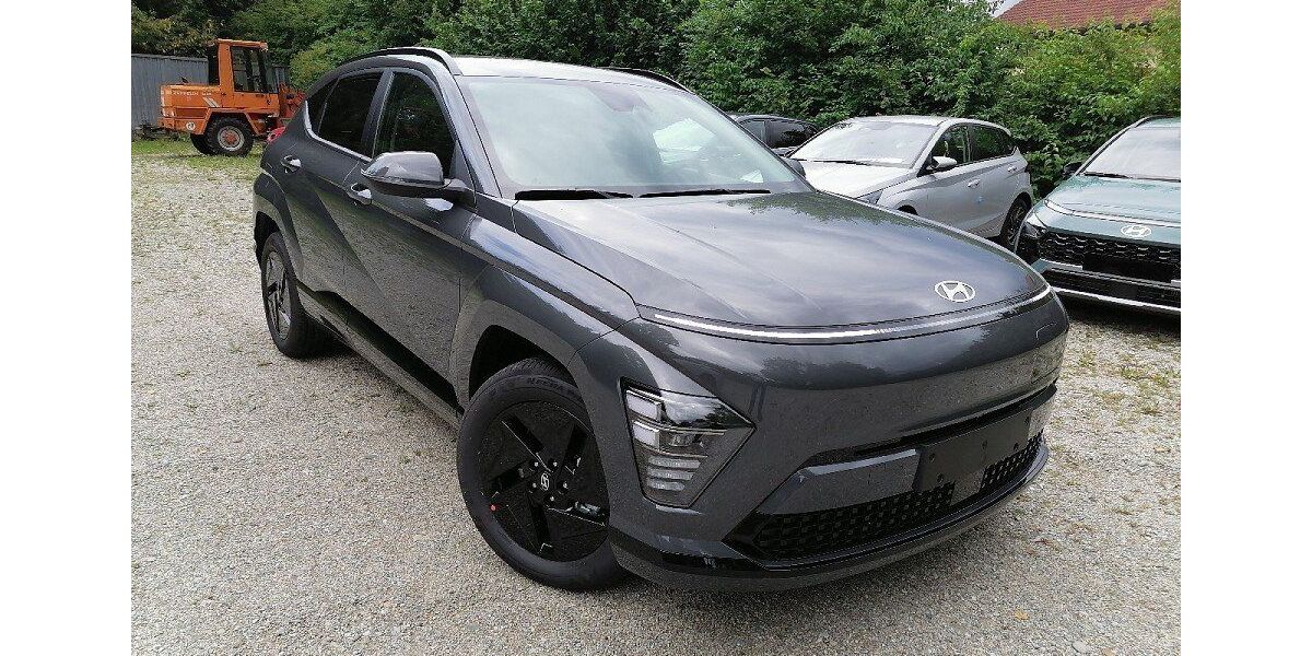 Hyundai KONA 1.337 km 34.359 &euro; Traunstein 83278