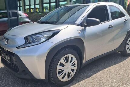 Toyota Aygo (X) 7.773 km 12.990 &euro; Trostberg 83308