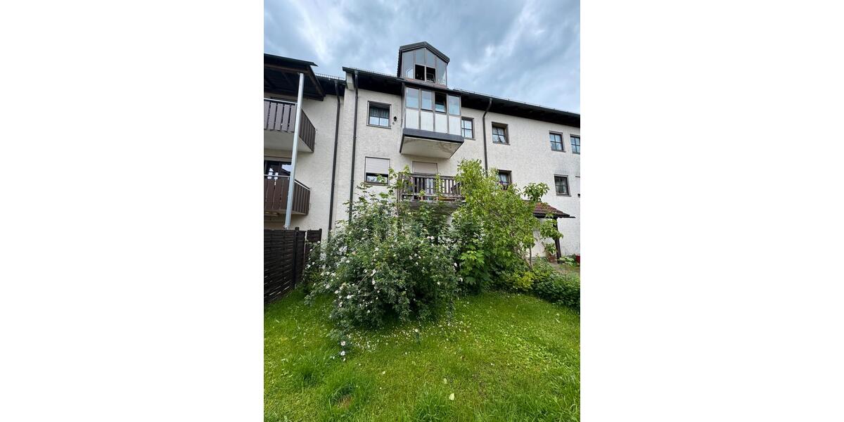 Etagenwohnung Bergen - 1 Zimmer, 40 m&sup2;, 636&euro; | Angebot:26044259