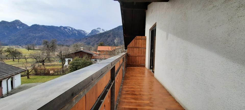 Dachgeschoßwohnung Schleching - 2 Zimmer, 50 m&sup2;, 500&euro; | Angebot:26336668