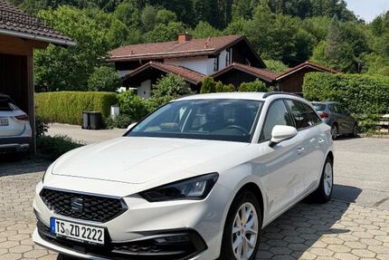 Seat Leon 120.000 km 15.600 &euro; Waging am See 83329