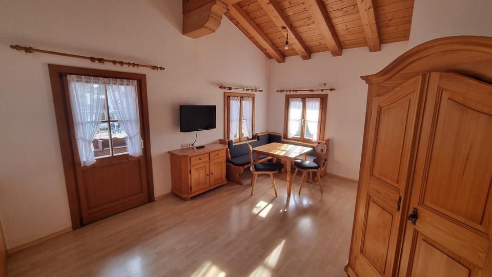 Etagenwohnung Reit im Winkl - 4 Zimmer, 99 m&sup2;, 1.256&euro; | Angebot:23694247