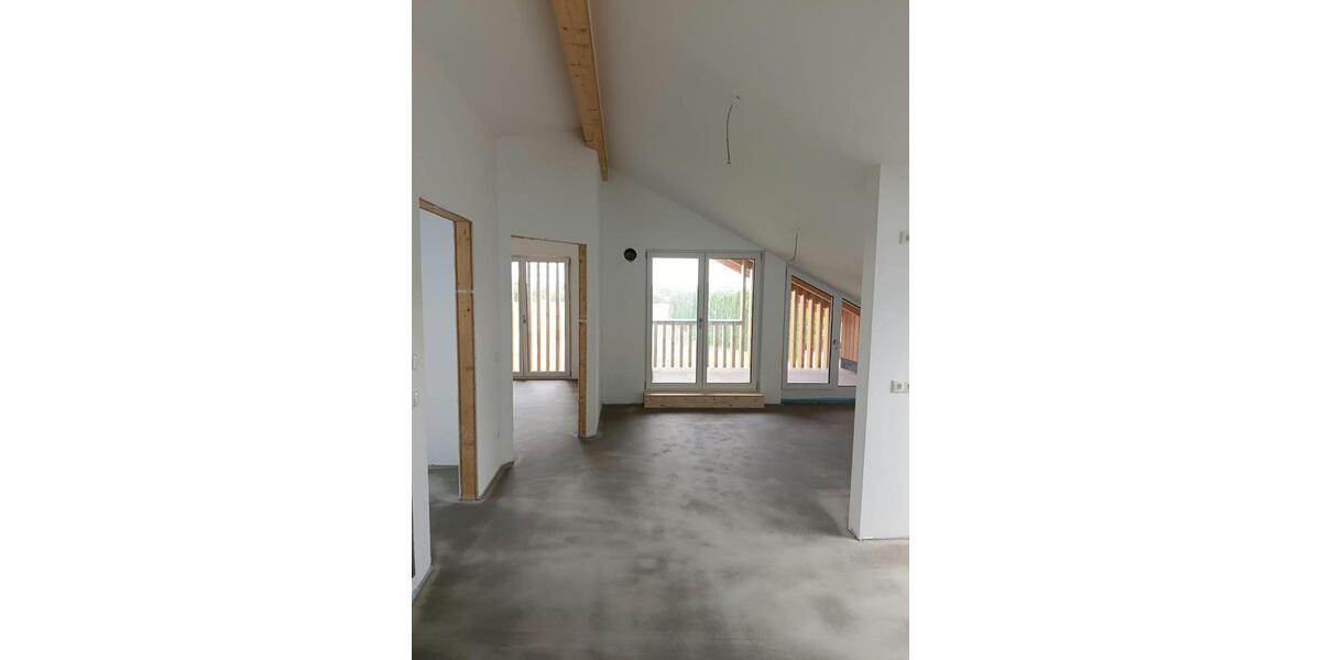Dachgeschoßwohnung Eggstätt - 3 Zimmer, 72 m&sup2;, 1.207&euro; | Angebot:27608632