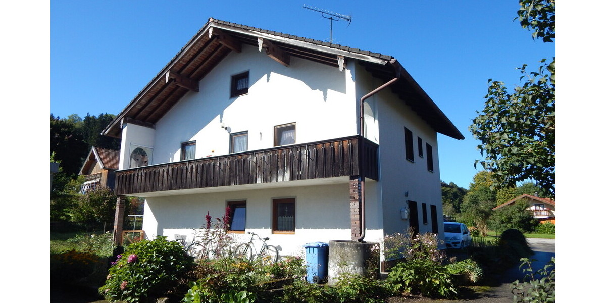 Vermietetes Zweifamilienhaus in Oberteisendorf mit Potenzial – Verkauf erfolgt im Bieterverfahren! - Zweifamilienhaus Oberteisendorf Teisendorf | Angebot:27521667