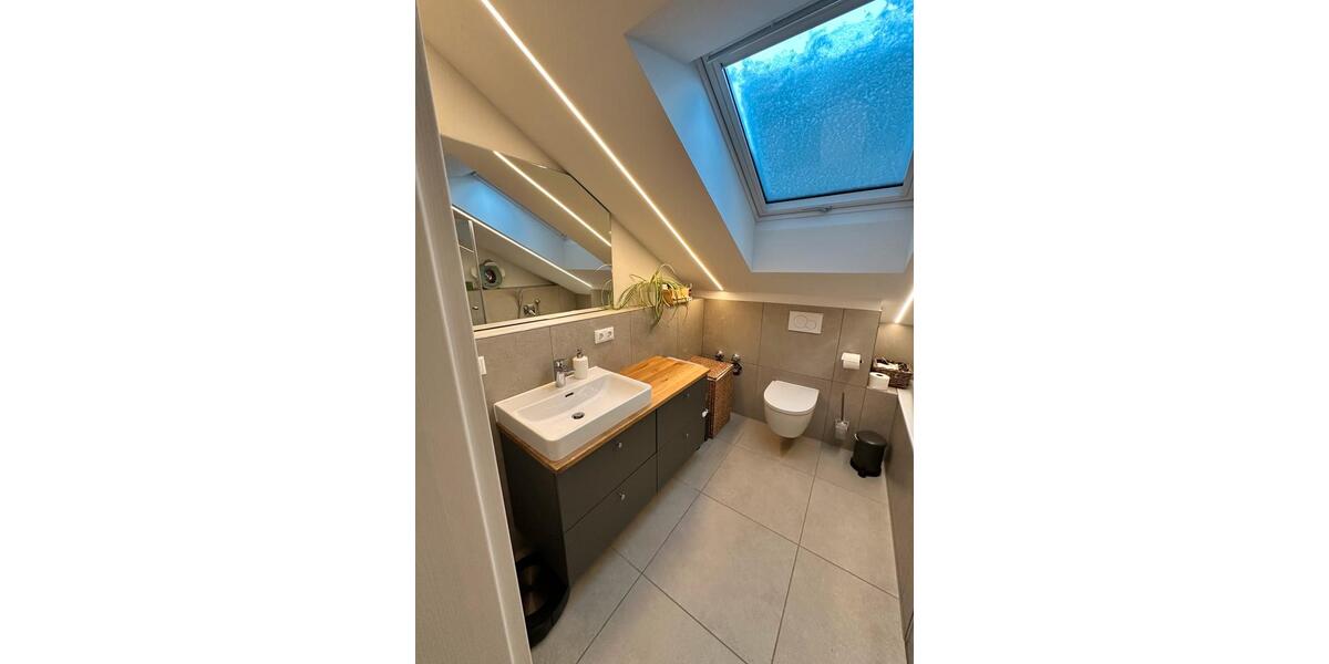 Dachgeschoßwohnung Teisendorf Hausmoning - 4 Zimmer, 108 m&sup2;, 649.000&euro; | Angebot:25859963