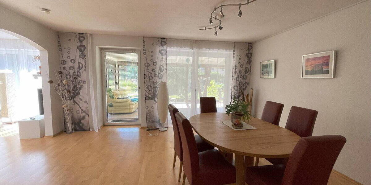 Einfamilienhaus Laufen - 7 Zimmer, 212 m&sup2;, 929.000&euro; | Angebot:25996834