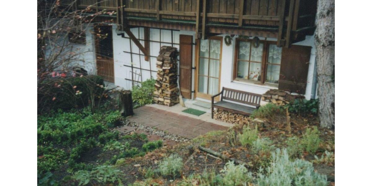 Etagenwohnung Chieming - 2 Zimmer, 45 m&sup2;, 215.000&euro; | Angebot:25923743