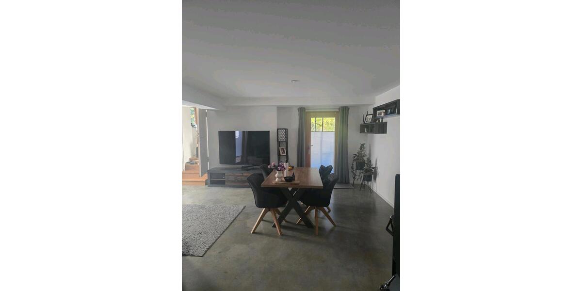 Terrassenwohnung Amerang - 4 Zimmer, 124 m&sup2;, 1.500&euro; | Angebot:27606422