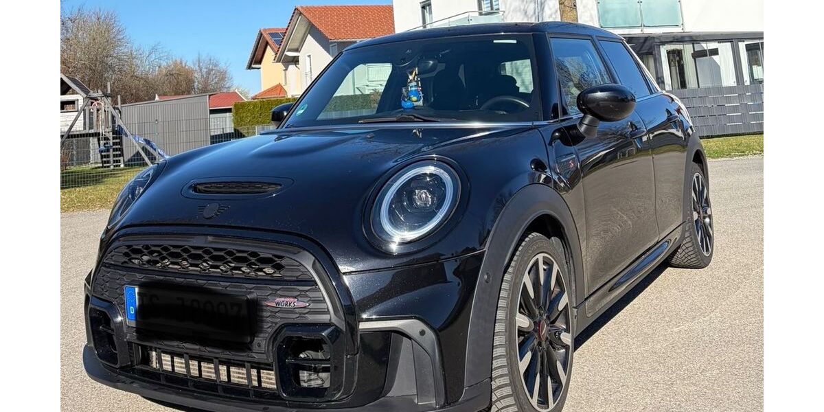 Mini Cooper S 98.000 km 22.900 &euro; Traunreut 83301