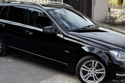 Mercedes-Benz C 180 124.800 km 10.900 &euro; Surberg 83362