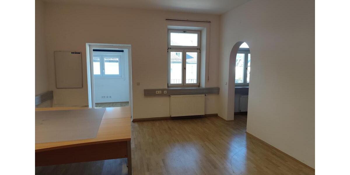 Gewerbeobjekt Traunstein - 560&euro; | Angebot:25905490