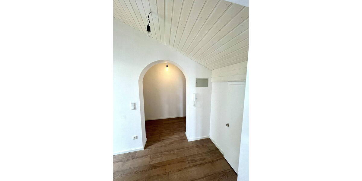Etagenwohnung Bergen - 1 Zimmer, 64 m&sup2;, 840&euro; | Angebot:26743278