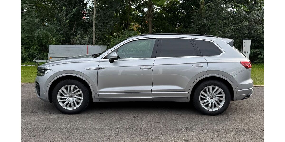 VW Touareg 332.314 km 31.999 &euro; Traunstein 83278