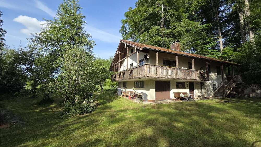 Einfamilienhaus Tacherting - 5 Zimmer, 125 m&sup2;, 695.000&euro; | Angebot:25357163