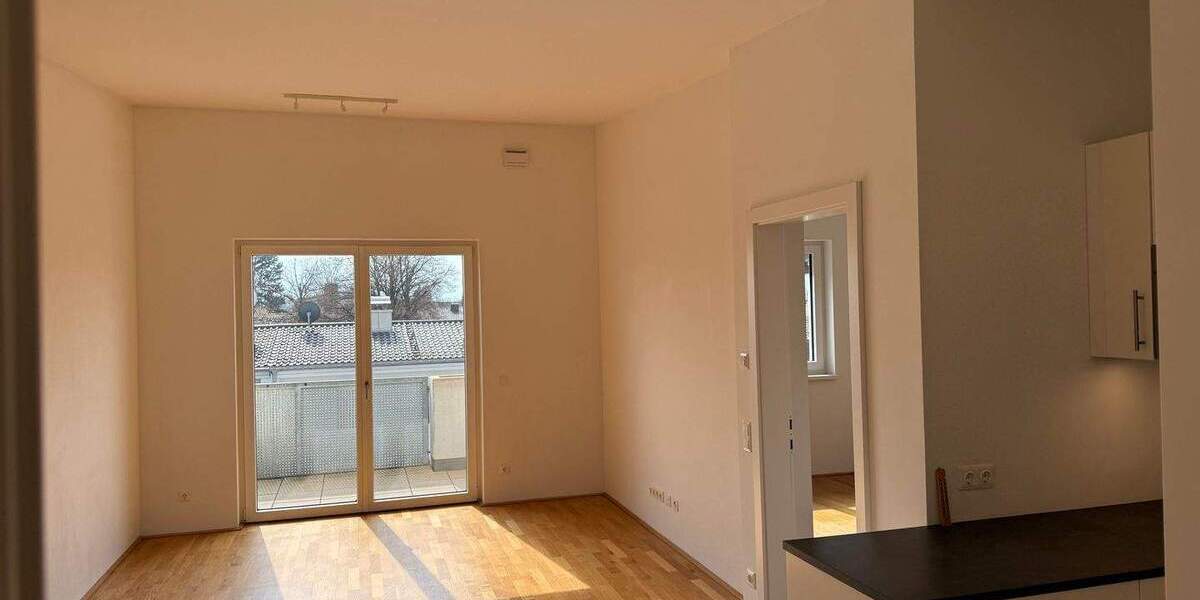 Etagenwohnung Freilassing - 2 Zimmer, 61 m&sup2;, 290.000&euro; | Angebot:25969600
