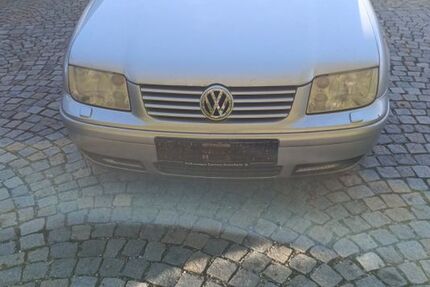 VW Bora 213.450 km 980 &euro; Bernau 83233