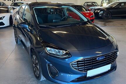 Ford Fiesta 5.606 km 16.990 &euro; Fridolfing 83413