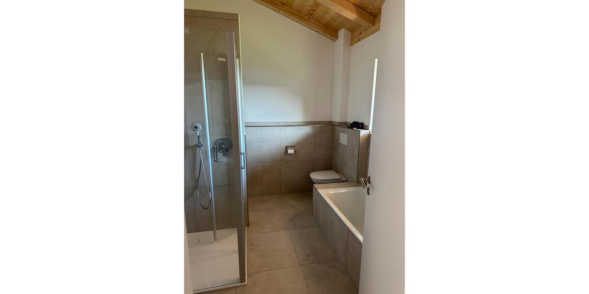 Etagenwohnung Halfing - 3 Zimmer, 86 m&sup2;, 1.150&euro; | Angebot:27621848