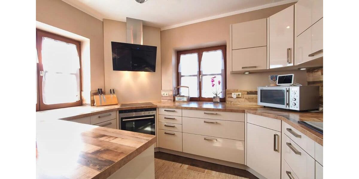 Mehrfamilienhaus, Wohnhaus Tittmoning - 13 Zimmer, 290 m&sup2;, 889.000&euro; | Angebot:26251433
