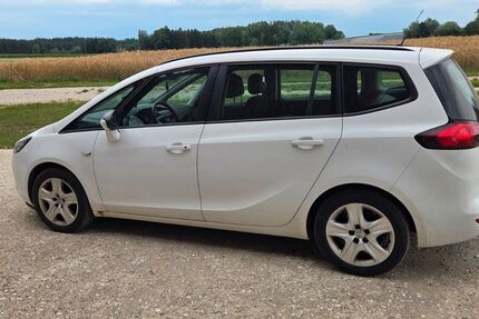 Opel Zafira 181.000 km 2.990 &euro; Palling 83349