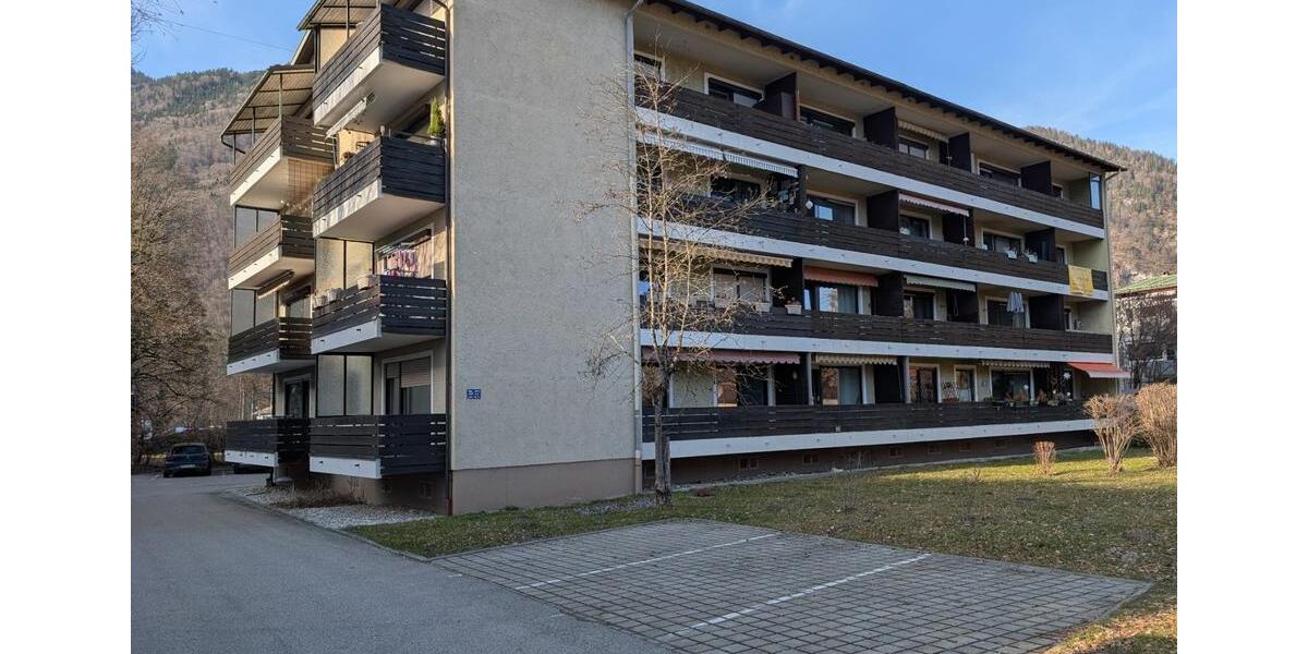 Etagenwohnung Bad Reichenhall - 2 Zimmer, 52 m&sup2;, 205.000&euro; | Angebot:24983527