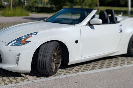 Nissan 370Z 60.900 km 25.900 &euro; Tittmoning 84529