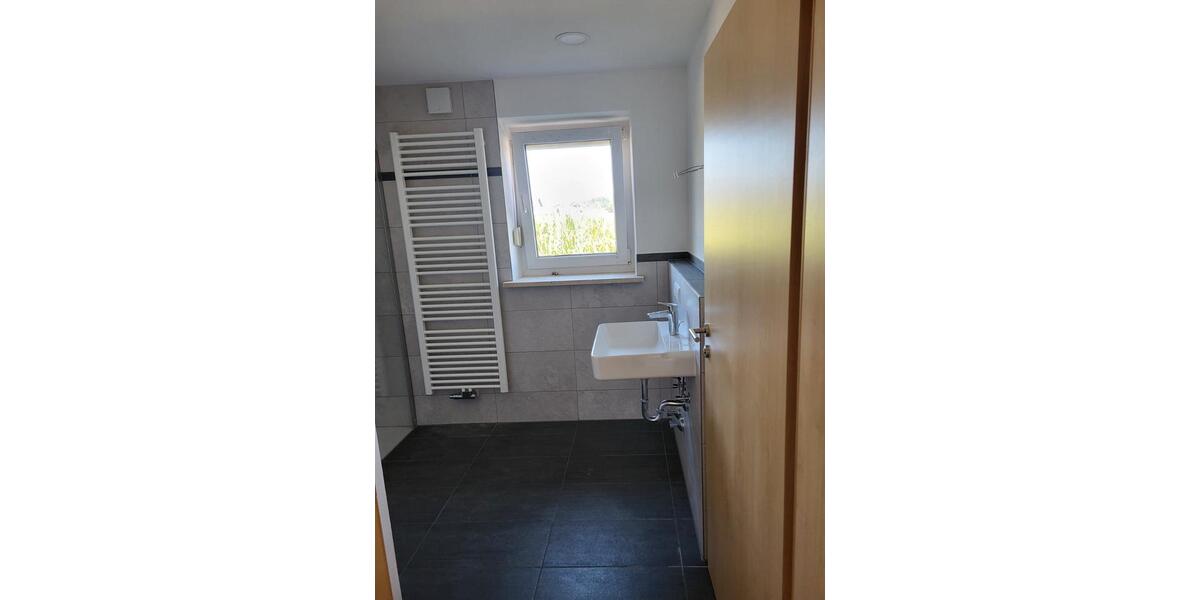 Erdgeschoßwohnung Petting - 3 Zimmer, 83 m&sup2;, 800&euro; | Angebot:27609554