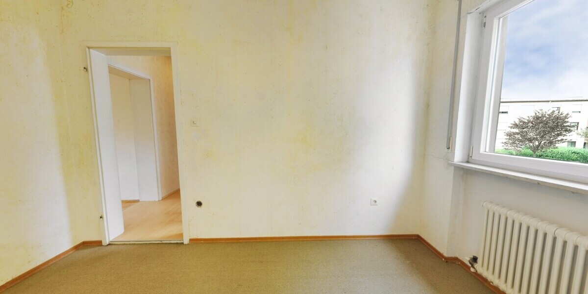 Doppelhaushälfte mit Garten & Garage in ruhiger Lage – viel Potenzial für Ihre Wohnideen - Doppelhaushälfte Freilassing Freilassing | Angebot:27453355