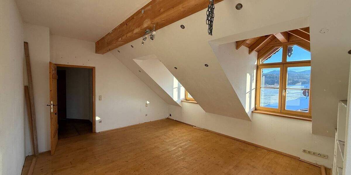 Etagenwohnung Grabenstätt Marwang - 7 Zimmer, 221 m&sup2;, 900.000&euro; | Angebot:26554693