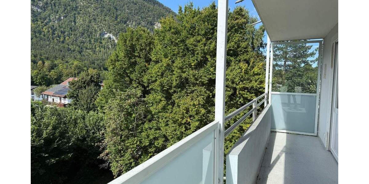 Etagenwohnung Bad Reichenhall - 3 Zimmer, 82 m&sup2;, 265.000&euro; | Angebot:25669510
