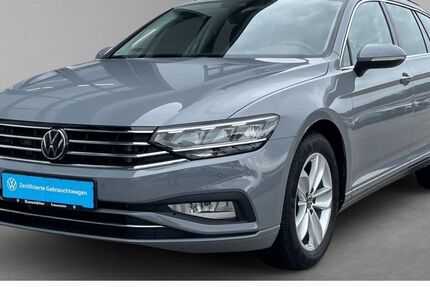 VW Passat Variant 13.085 km 32.870 &euro; Traunstein 83278