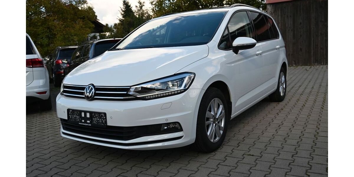 VW Touran 123.000 km 24.300 &euro; Petting /Waging am See 83367