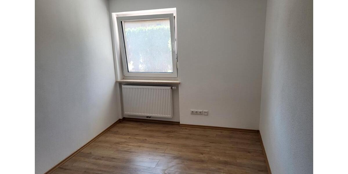 Erdgeschoßwohnung Petting - 3 Zimmer, 83 m&sup2;, 800&euro; | Angebot:27609554
