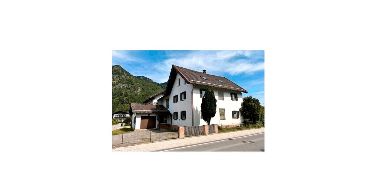 Mehrfamilienhaus, Wohnhaus Marquartstein - 18 Zimmer, 390 m&sup2;, 580.000&euro; | Angebot:26973796