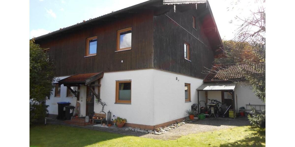 Doppelhaushälfte Tacherting - 5 Zimmer, 120 m&sup2;, 375.000&euro; | Angebot:25724851