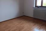 Etagenwohnung Kirchweidach - 3 Zimmer, 120 m&sup2;, 890&euro; | Angebot:25667649