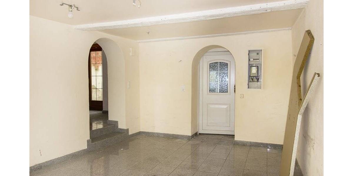 Einfamilienhaus Waging am See Fisching - 1 Zimmer, 342 m&sup2;, 718.000&euro; | Angebot:25685442