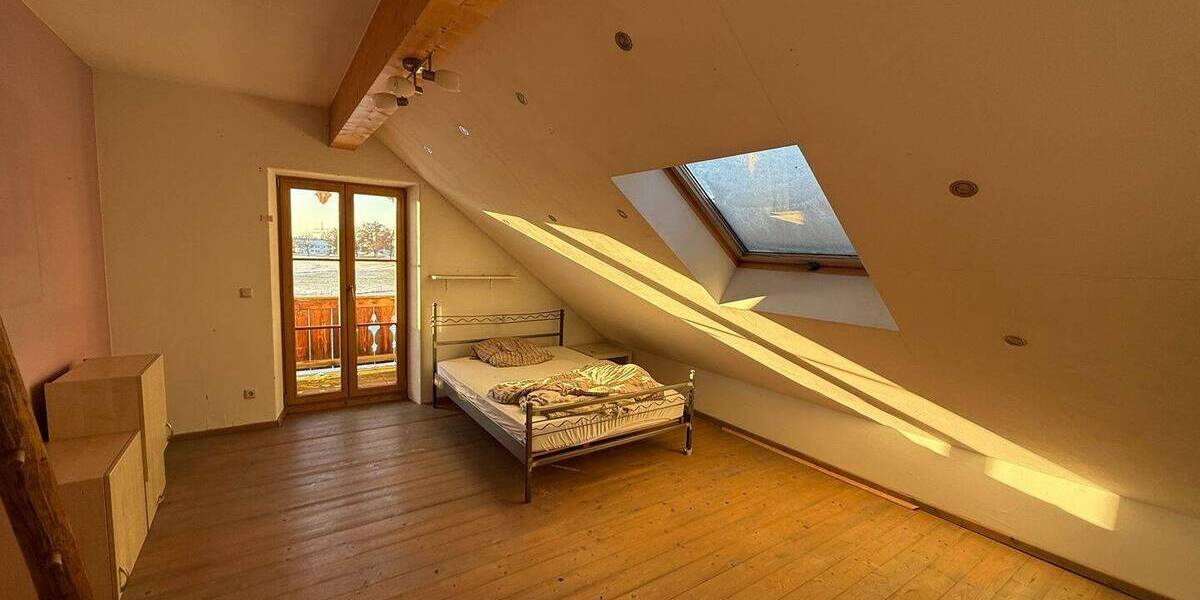 Etagenwohnung Grabenstätt Marwang - 7 Zimmer, 221 m&sup2;, 900.000&euro; | Angebot:26554693