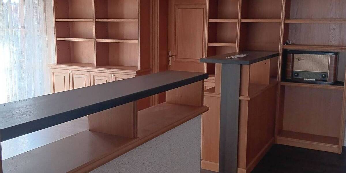 Etagenwohnung Kirchweidach - 3 Zimmer, 120 m&sup2;, 890&euro; | Angebot:25667649