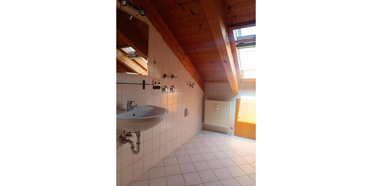 Maisonettenwohnung Saaldorf-Surheim Surheim - 3.5 Zimmer, 78 m&sup2;, 308.000&euro; | Angebot:27189932