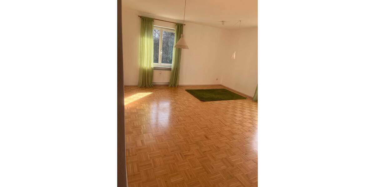 Etagenwohnung Freilassing - 3 Zimmer, 79 m&sup2;, 320.000&euro; | Angebot:25852426