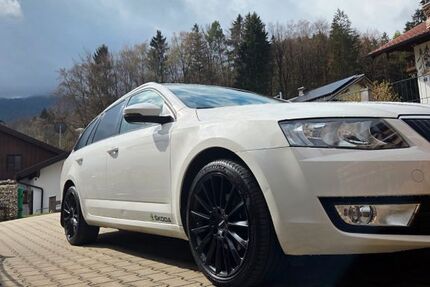 Skoda Octavia 159.000 km 10.200 &euro; Anger 83454