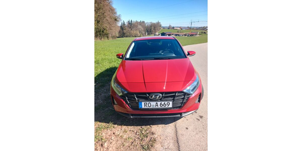 Hyundai i20 42.500 km 11.900 &euro; Frasdorf 83112