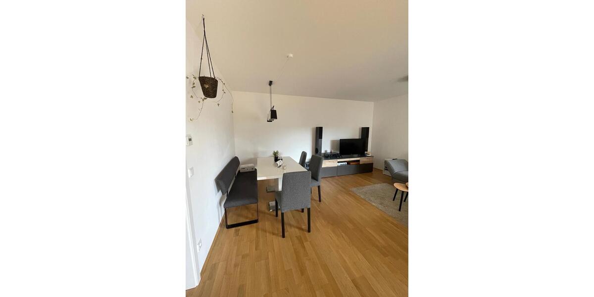 Etagenwohnung Freilassing - 3 Zimmer, 87 m&sup2;, 1.150&euro; | Angebot:25980136