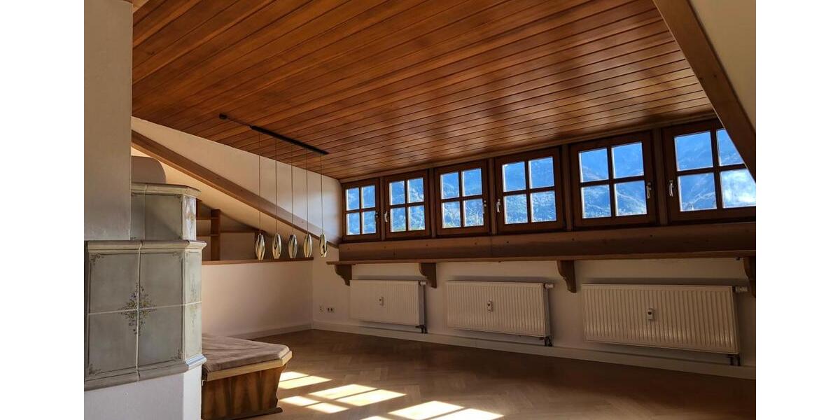Dachgeschoßwohnung Staudach-Egerndach Egerndach - 3 Zimmer, 128 m&sup2;, 1.500&euro; | Angebot:25993786