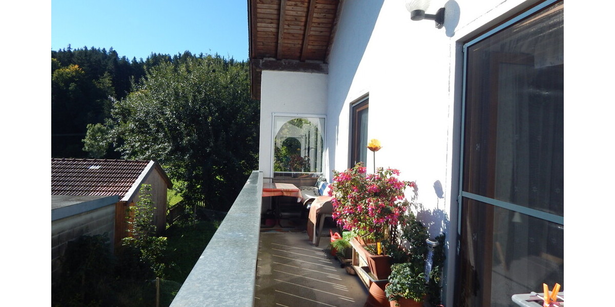Vermietetes Zweifamilienhaus in Oberteisendorf mit Potenzial – Verkauf erfolgt im Bieterverfahren! - Zweifamilienhaus Oberteisendorf Teisendorf | Angebot:27521667