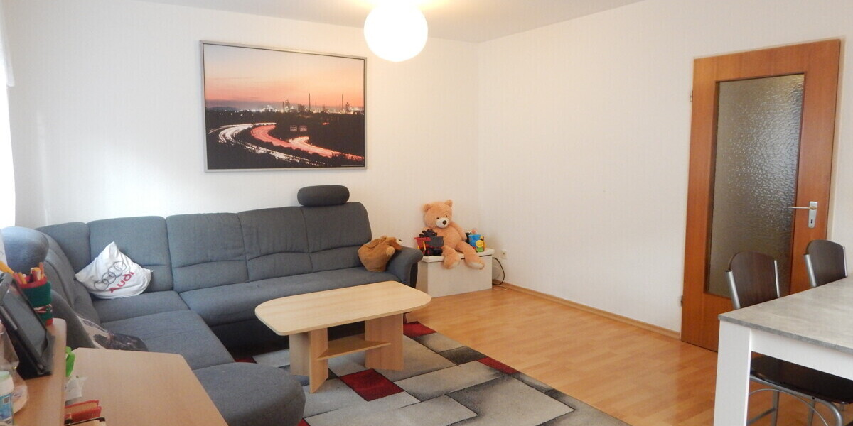 Vermietete 2-Zimmer-Wohnung in Freilassing – attraktive Kapitalanlage mit Balkon & 2 Stellplätzen - Etagenwohnung Freilassing Freilassing | Angebot:27633911