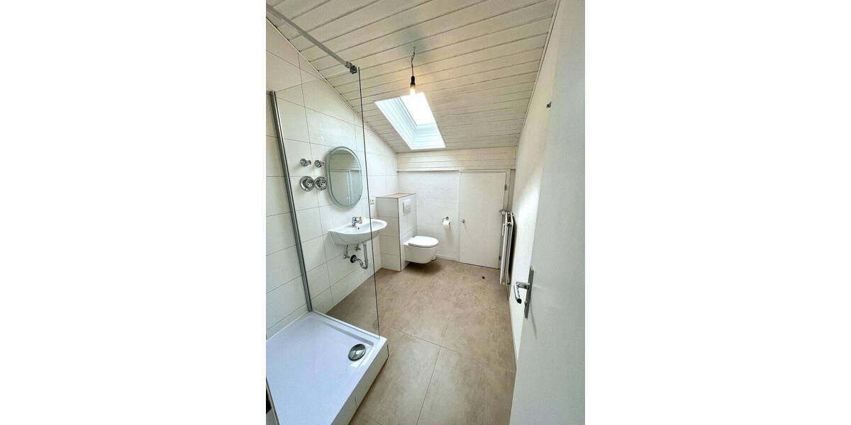 Etagenwohnung Bergen - 1 Zimmer, 64 m&sup2;, 840&euro; | Angebot:26743278
